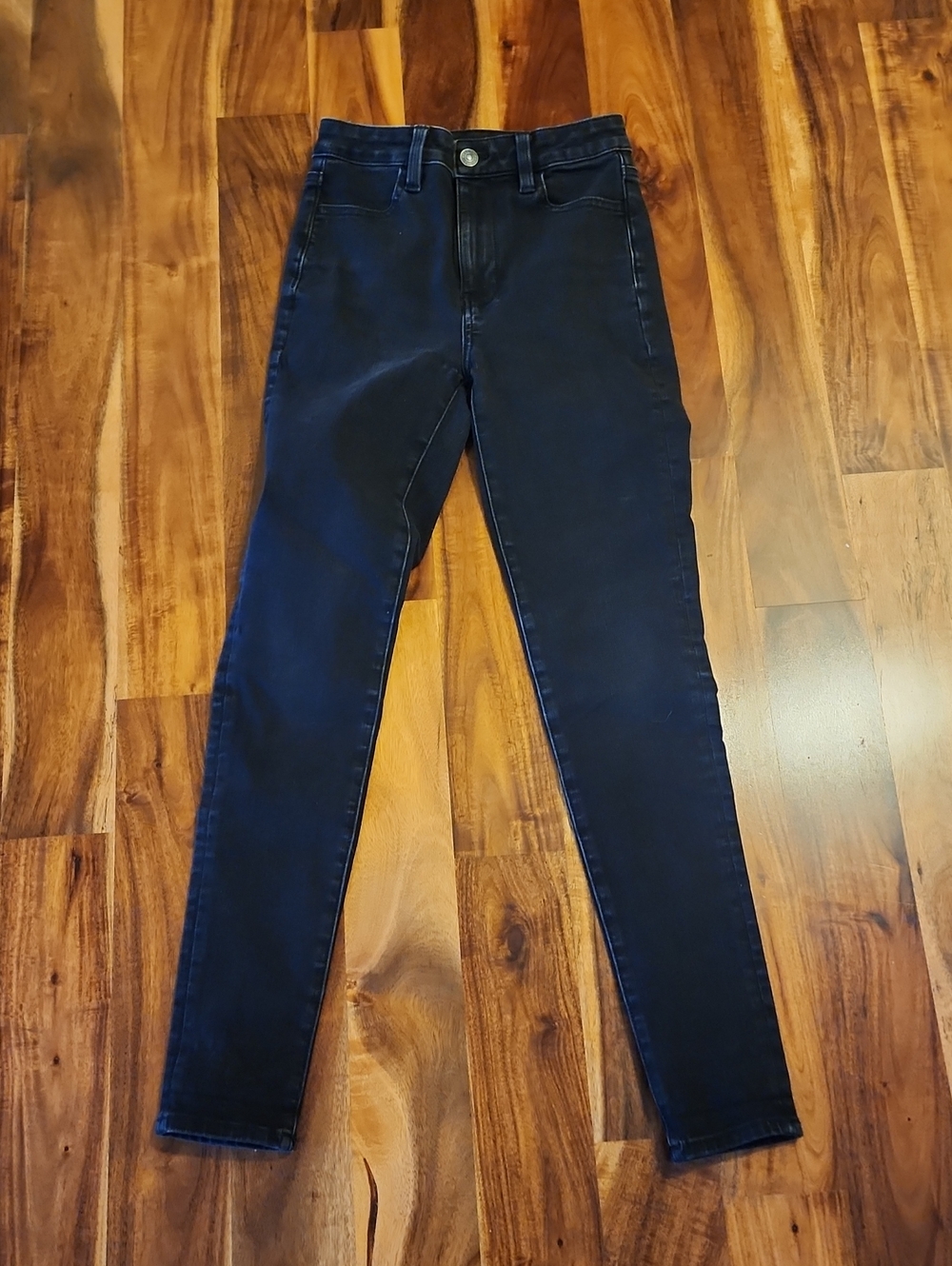 American Eagle Outfitters Black High-Rise Skinny Jeans